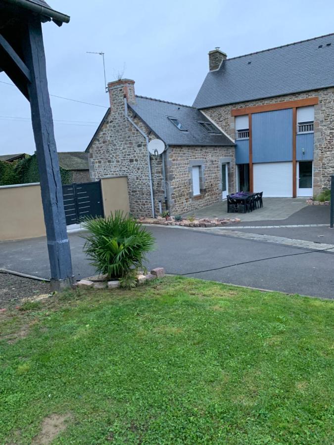 Le Gite De La Mongatelais Villa Roz-Landrieux Exterior photo